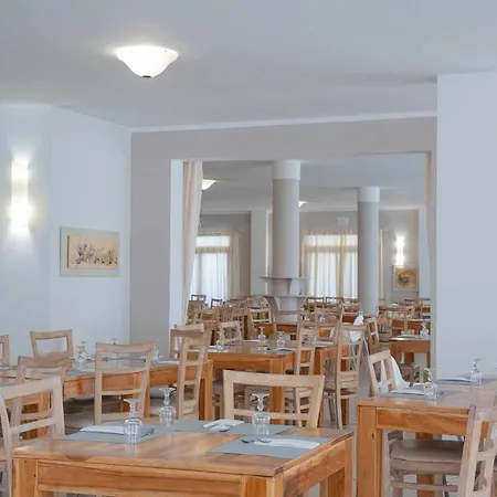 Club Village Cala Fiorita Hotel 4*