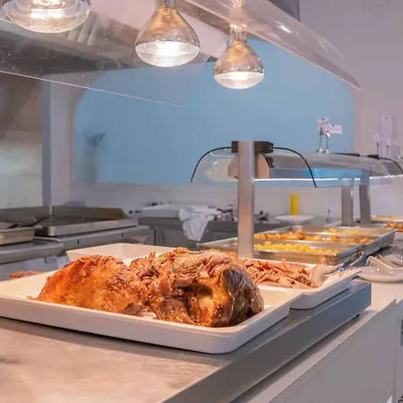 מלון Club Village Cala Fiorita 4*