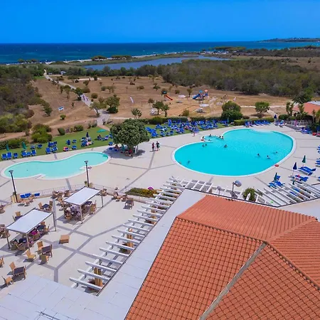 מלון Club Village Cala Fiorita