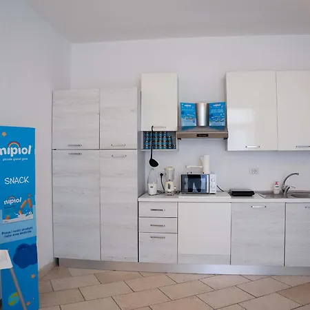 מלון Club Village Cala Fiorita