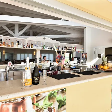 Club Village Cala Fiorita 4* Agrustos