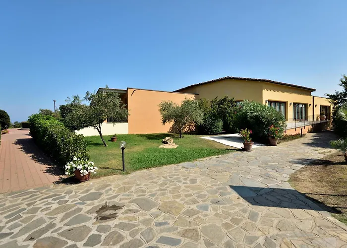 Club Village Cala Fiorita Szálloda Agrustos