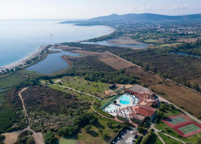 Club Village Cala Fiorita Szálloda 4*